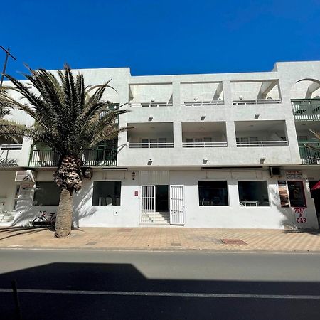 Hostel Corralejo Coliving By Amazzzing Travel Exterior foto