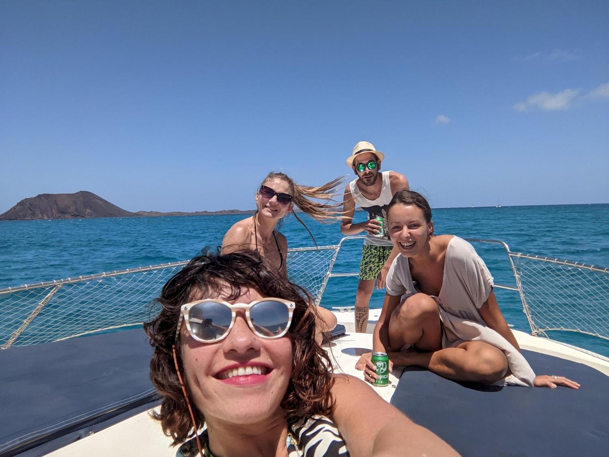 Hostel Corralejo Coliving By Amazzzing Travel Exterior foto